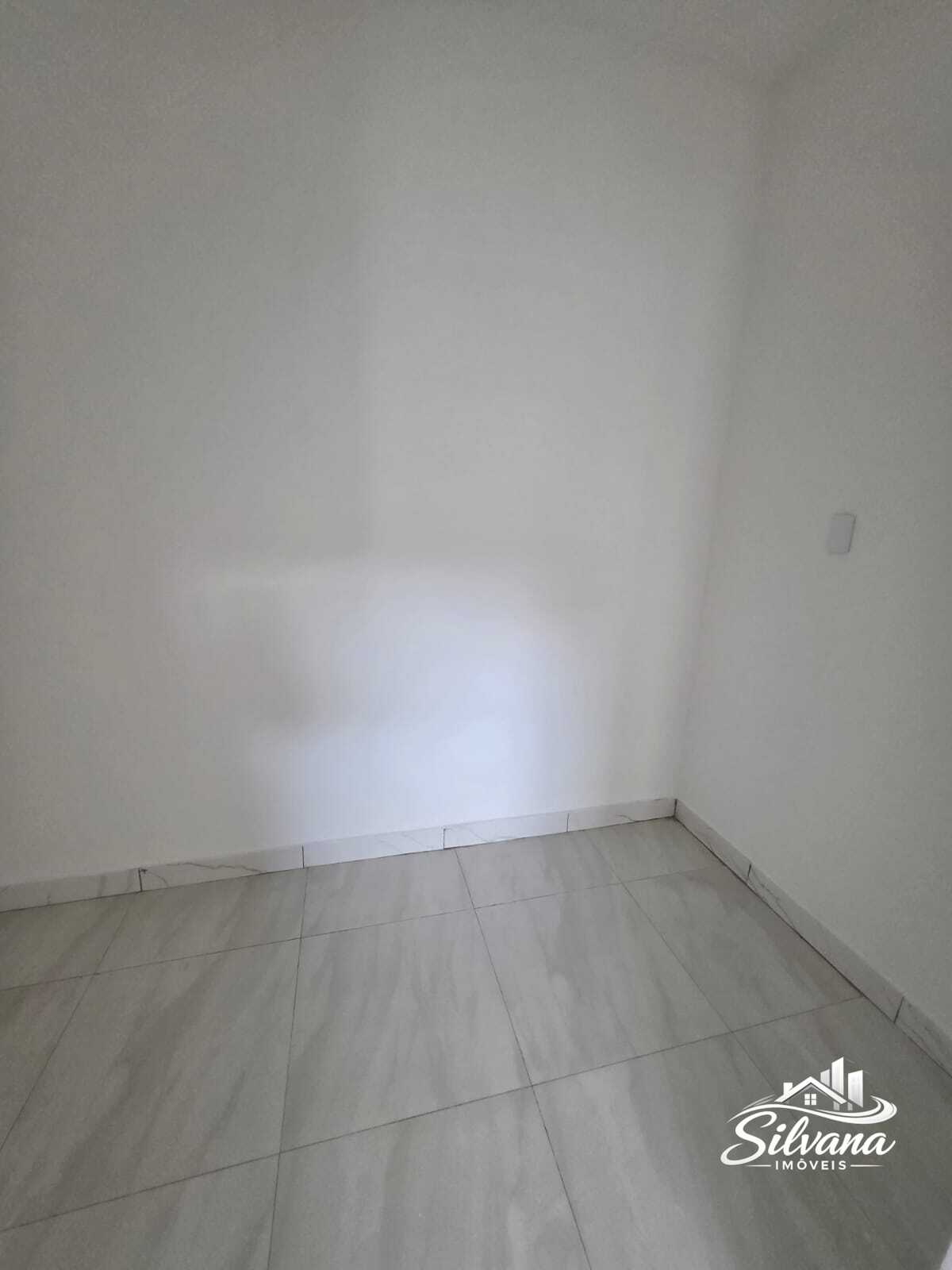 Casa à Venda no Dona Dora – 3 Quartos, Suíte e 2 Vagas